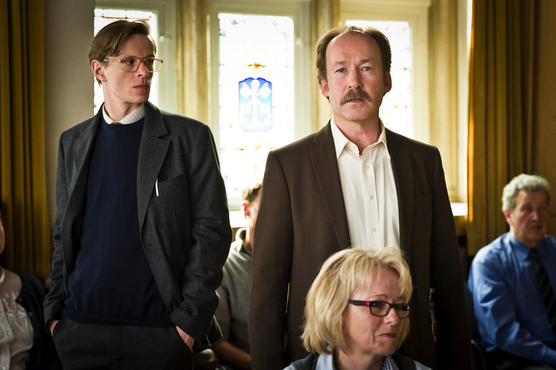 Eine Hand wäscht die andere – Bild: NDR /​ © NDR/​Josefine Film