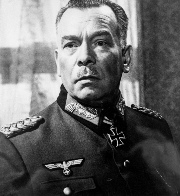 Ewald Balser (General). – Bild: ORF