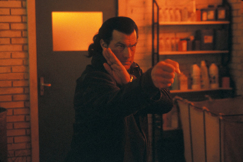 Out for a Kill: Tong Tatoos - Das Tor zur Hölle – Bild: Nu Image Lizenzbild frei