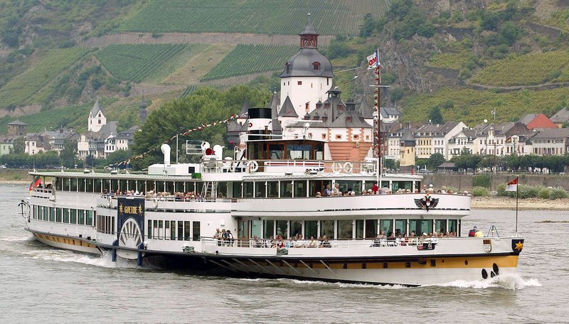 Der 83 Meter lange Raddampfer „Goethe“ wurde 1913 in Köln gebaut. – Bild: WDR/​dpa