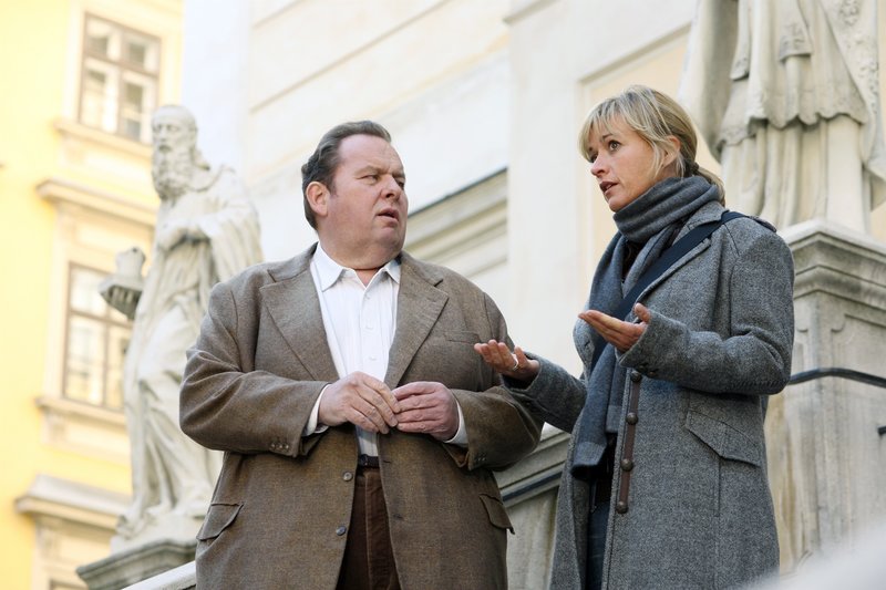 Der Bulle von Tölz S03E04 Mord im Irrenhaus fernsehserien.de