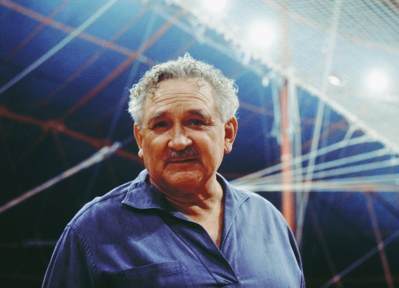 Salto Mortale 18 Folgen Episodenguide – fernsehserien.de