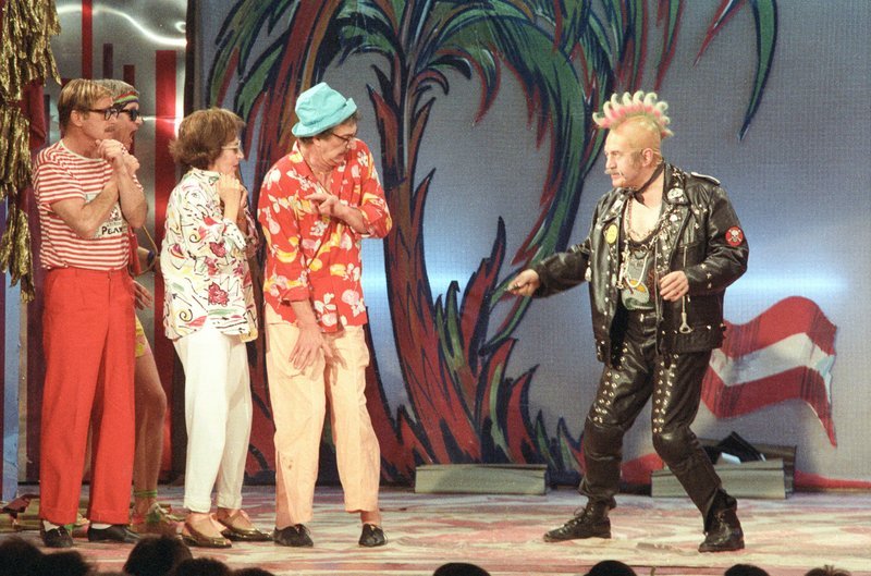 Albert Rueprecht, Thomas Stroux, Senta Wengraf, Gideon Singer, Otto Schenk. – Bild: ORF Albert Rueprecht, Thomas Stroux, Senta Wengraf, Gideon Singer, Otto Schenk. – Bild: ORF