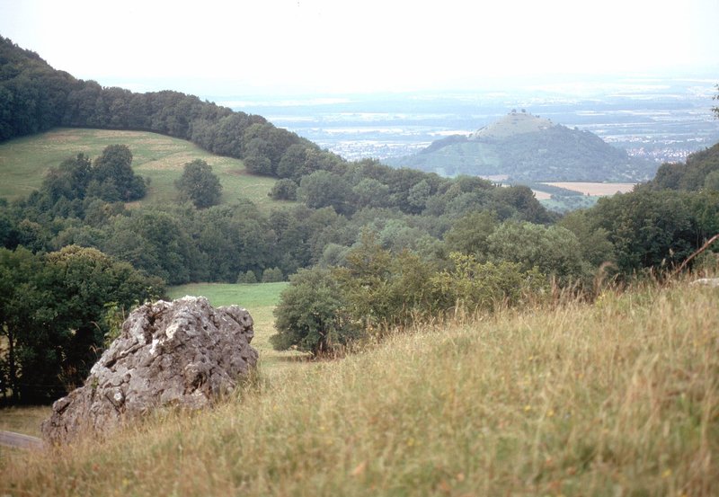 Die Schwäbische Alb – Bild: NDR/​Rolf Sziringer & Klaus Weißm