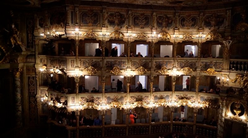 Das Logenhaus des Opernhauses – Bild: BR/​Melisa Lota
