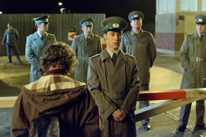 Bornholmer Straße – Bild: MDR/​UFA FICTION/​Nik Konietzny