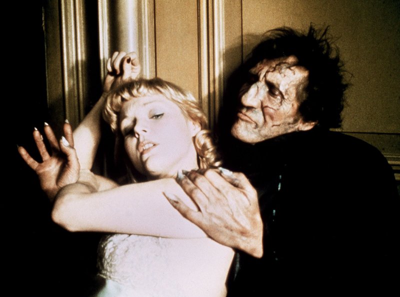 Die Katze und der Kanarienvogel – Bild: ARD Degeto