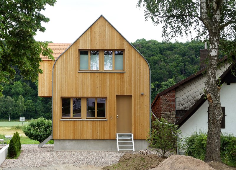 Traumhäuser im Norden 01 Ein Holzhaus an der Weser
