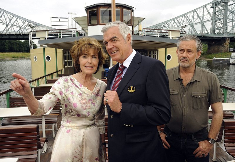 Herzdamen an der Elbe – Bild: SWR/​ARD Degeto/​MDR/​Hardy Spitz