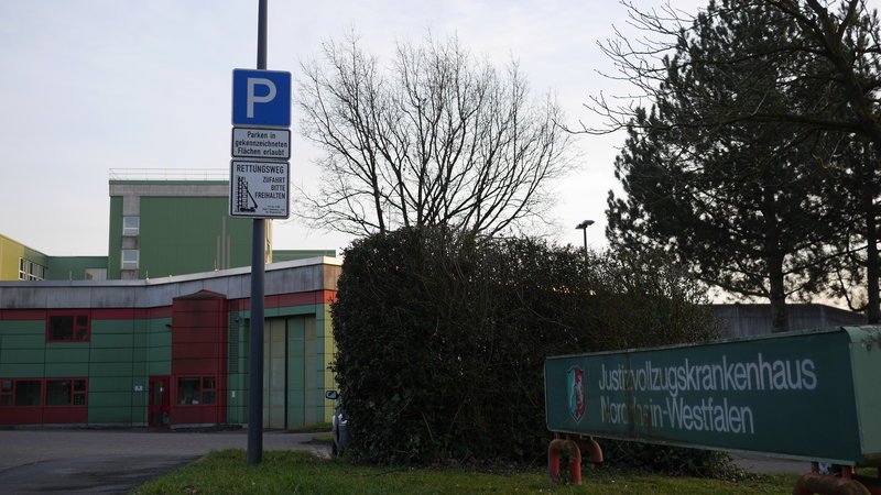 Nordrhein-Westfalen betreibt in Fröndenberg ein ehemaliges Krankenhaus als Gefängnis. – Bild: ZDF und Christian Bock