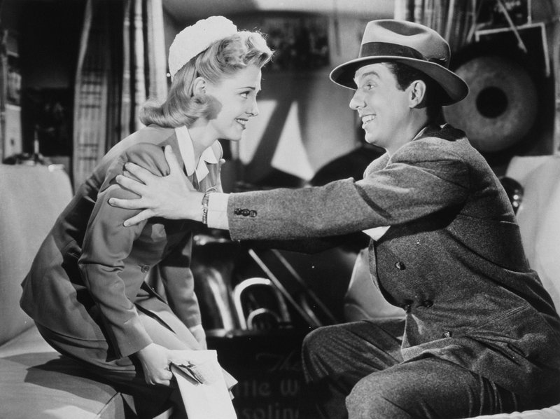 Susan Cowan (Vivian Blaine, l.); Chester Wright (Bob Bailey, r.) – Bild: 1943 Twentieth Century Fox Film Corporation. Lizenzbild frei