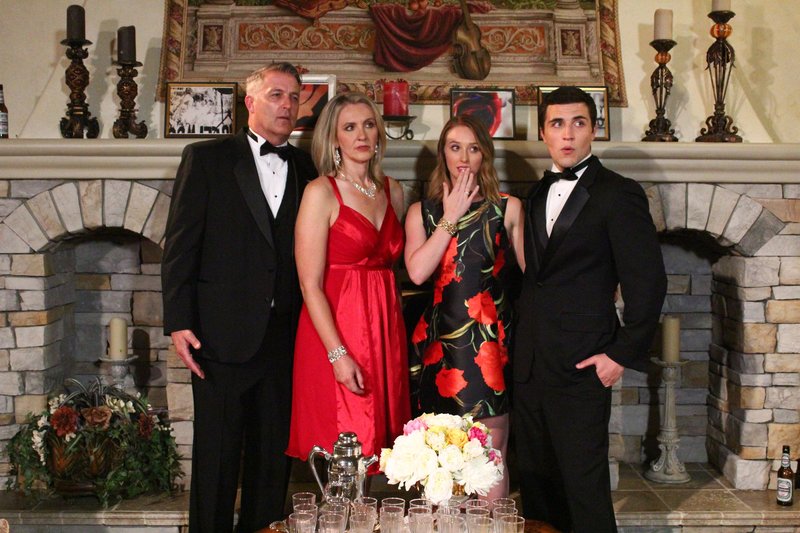 Trautes Heim, Mord allein S05E06 Der Tod trägt Orange (Axe To Grind