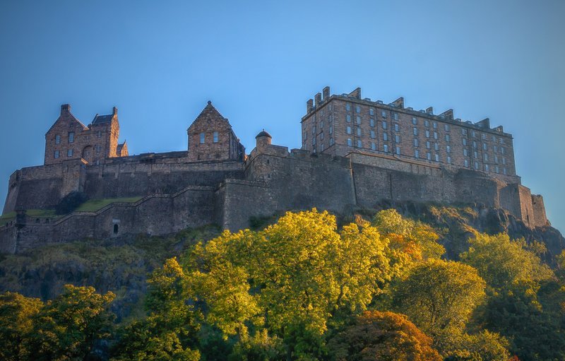 der Schloss in Edinburgh – Bild: CC0 Public Domain