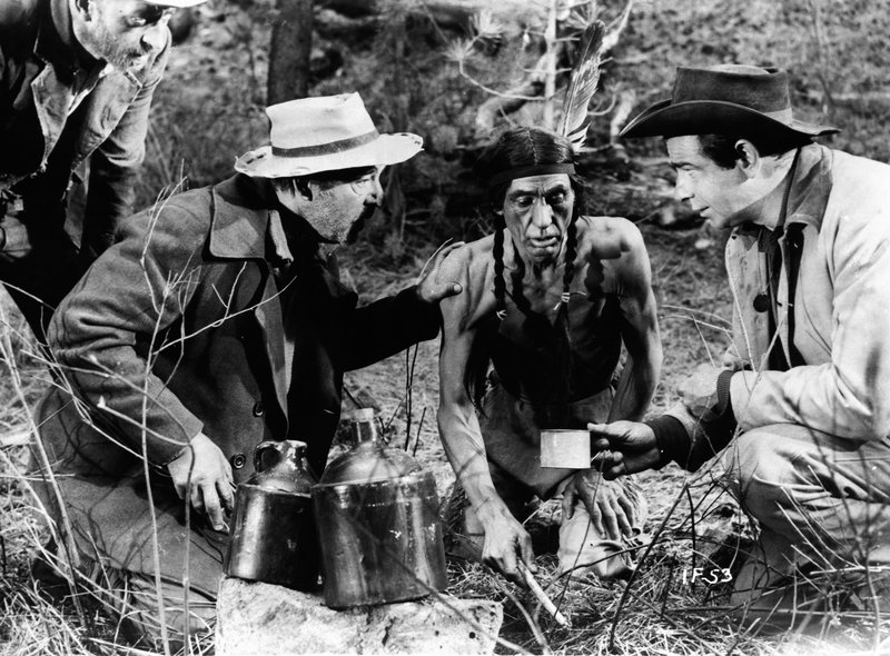 Zwischen zwei Feuern – Bild: RTL NITRO /​ © 1955 METRO-G