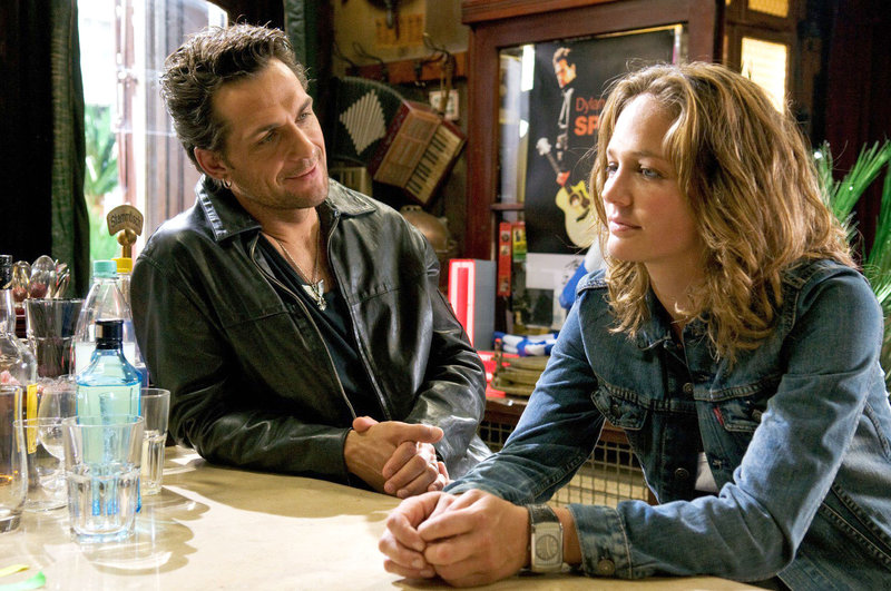 Man liebt sich immer zweimal – Bild: Puls 8