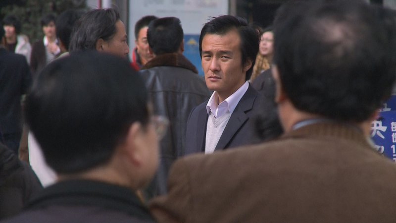 Das Riesenreich auf dem Weg an die Weltspitze: Mit einem Heer an Spitzeln wird jede Information auf legalen und illegalen Wegen gesammelt, verarbeitet und genutzt. – Bild: ZDF und FranÁois Reinhardt.