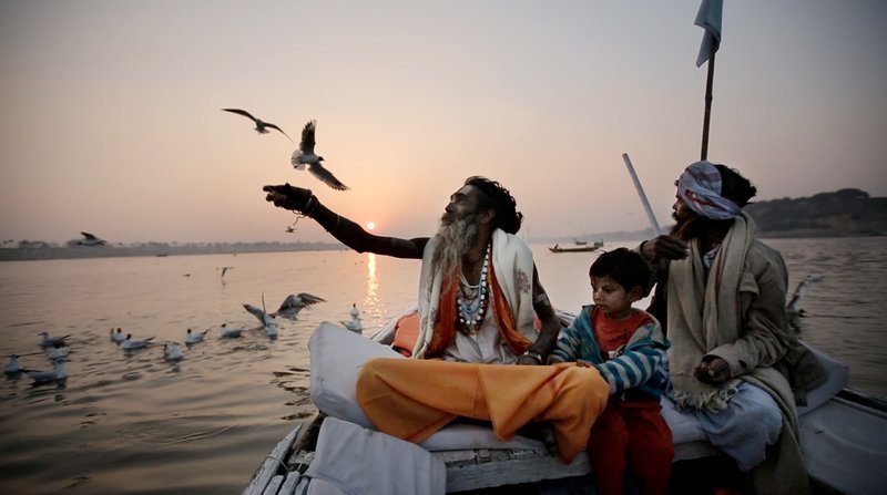Abendstimmung am Ganges – Bild: Geo Television /​ 2013 Cite