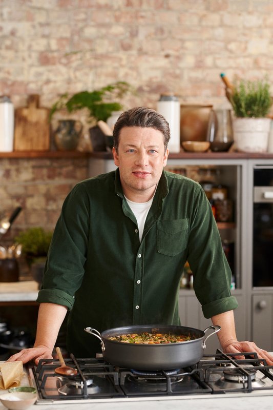 Jamie Oliver Keep Cooking and Carry On S01E11 Schneller Salat, feine