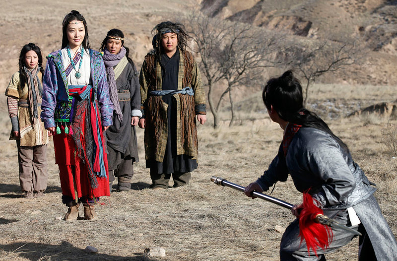 14 Schwerter – Bild: Splendid