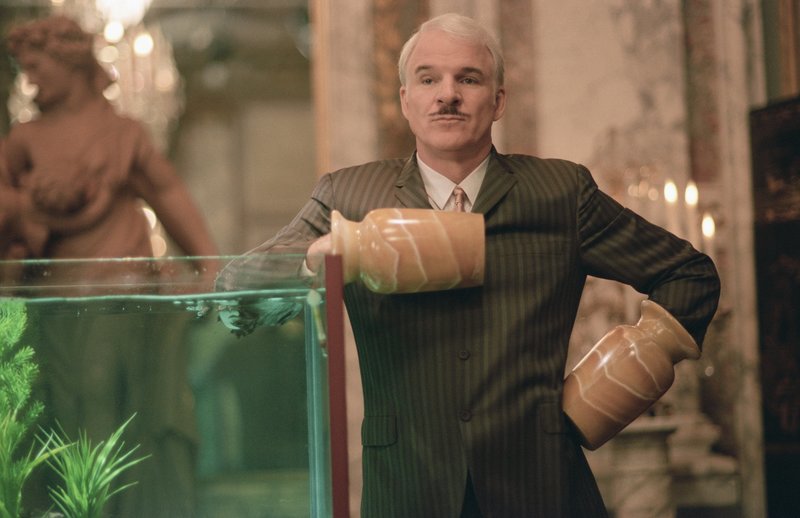 Steve Martin stars in Metro-Goldwyn-Mayer Pictures and Columbia PicturesO action-packed comedy The Pink Panther, a Columbia Pictures release. Photo credit: Etienne George – Bild: Kabel Eins Classics Steve Martin stars in Metro-Goldwyn-Mayer Pictures and Columbia PicturesO action-packed comedy The Pink Panther, a Columbia Pictures release. Photo credit: Etienne George – Bild: Kabel Eins Classics