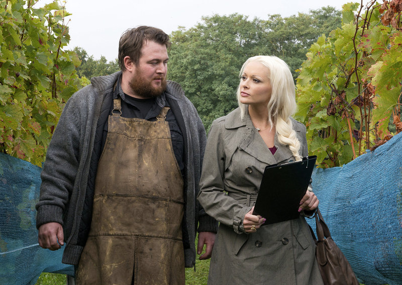 Frauchen und die Deiwelsmilch – Bild: SWR/​ARD Degeto/​Andrea Enderlein