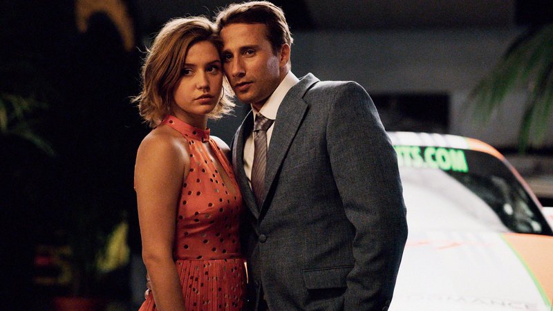 Rasende Herzen (Le Fidèle – Racer and the Jailbird) Adèle Exarchopoulos als Bibi Delhany, Matthias Schoenaerts als Gigi Vanoirbeek. SRF/Praesens Film – Bild: SRF2 Rasende Herzen (Le Fidèle – Racer and the Jailbird) Adèle Exarchopoulos als Bibi Delhany, Matthias Schoenaerts als Gigi Vanoirbeek. SRF/Praesens Film – Bild: SRF2