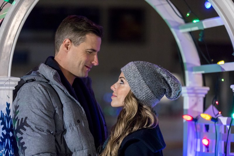 Der magische Weihnachtsschmuck – Bild: Disney Channel (FULL) /​ © Crown Media United States, LLC /​ Shane Mahood /​ Shane Mahood