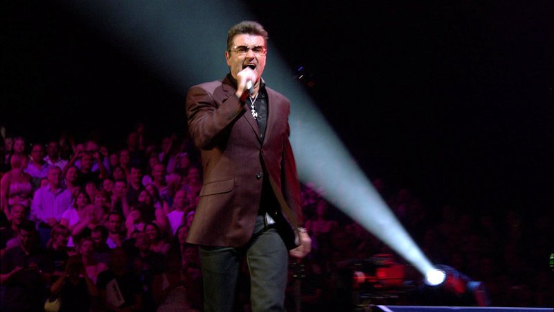 George Michaels grandiose Show im Londoner „Earls Court“. Der Sänger begeisterte die Zuschauer mit seinen Hits wie „Faith“, „Father Figure“ und natürlich „Careless Whisper. – Bild: RTL Zwei George Michaels grandiose Show im Londoner „Earls Court“. Der Sänger begeisterte die Zuschauer mit seinen Hits wie „Faith“, „Father Figure“ und natürlich „Careless Whisper. – Bild: RTL Zwei