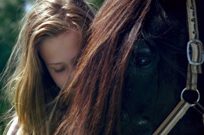 Sommer mit Kehilan – Bild: WDR/​WDR/​Telepool/​Roger Haugen