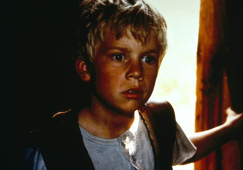 Rasmus (Erik Lindgren) aus dem Waisenhaus sucht seine Eltern. – Bild: ZDF/Taurus-Film Rasmus (Erik Lindgren) aus dem Waisenhaus sucht seine Eltern. – Bild: ZDF/Taurus-Film