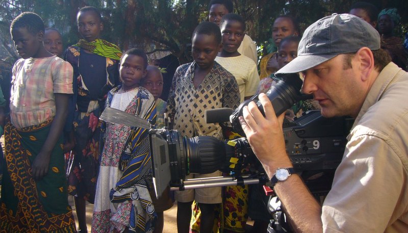 Der lange Weg ans Licht – Bild: MDR/​WDR/​Farbfilm Verleih