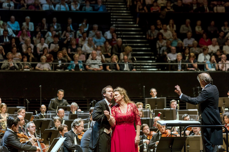 Wiener Abend mit dem Orchestre de Paris – Bild: ARTE France Honorarfreie Verwendung nur im Zusammenhang mit genannter Sendung und bei folgender Nennung „Bild: Sendeanstalt/​Copyright“. Andere Verwendungen nur nach vorheriger Absprache: ARTE-Bildreda