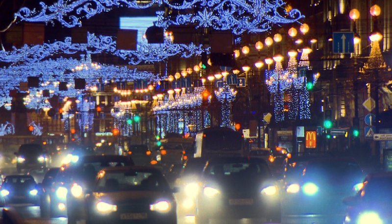 In der Silvesternacht glänzt der weltberühmte Newski-Prospekt am schönsten – Bild: WDR