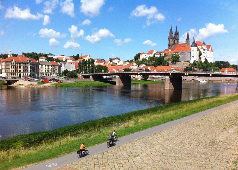 entlang der elbe mit dem fahrrad