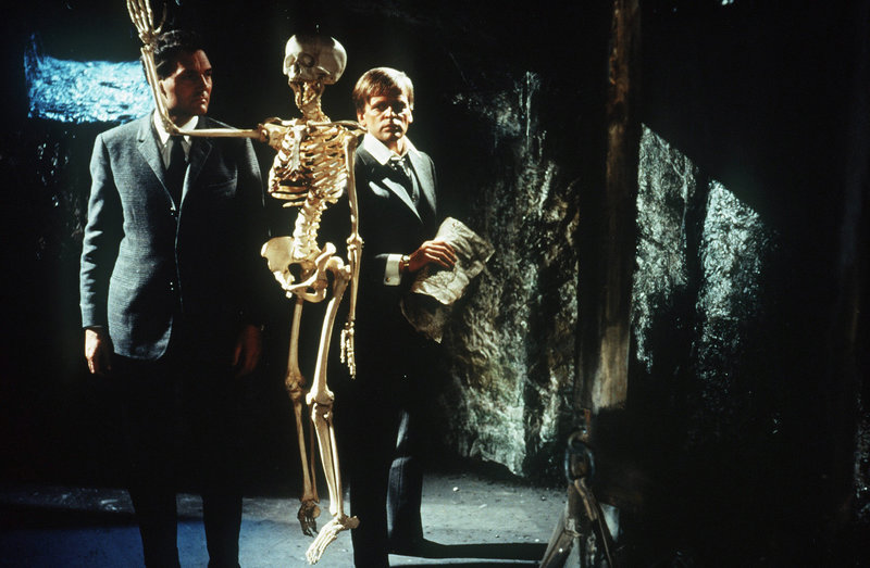 Die blaue Hand – Bild: KIRCH MEDIA GMBH & CO KG AA