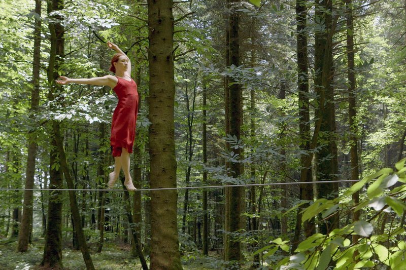 Die finnische Seilakrobatin Sanja Kosonen – Bild: ARTE France 