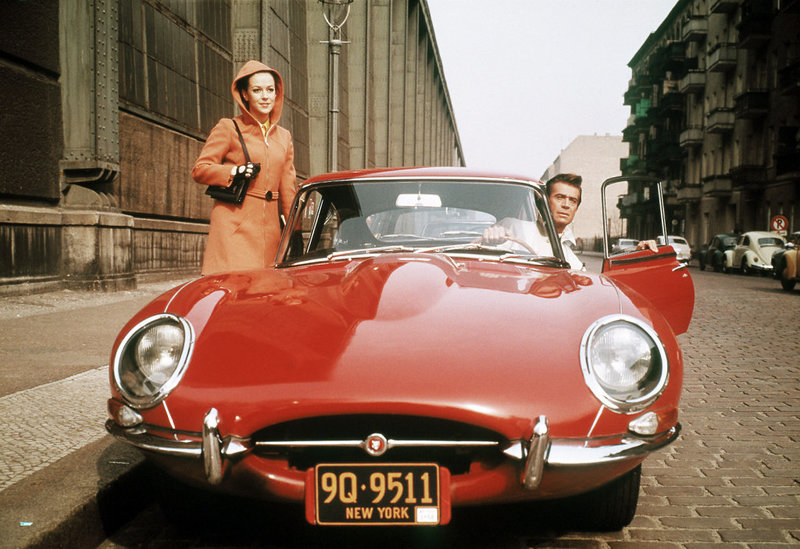 Der Tod im roten Jaguar – Bild: Star TV