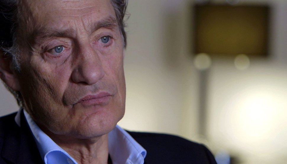 Der heute 70jährige Winfried Glatzeder während unseres Interviews in Berlin. Er erzählt von seiner Zeit als DEFA Schauspieler und spricht mit uns über seine Hauptrolle in und den Erfolg von „Die Legende von Paul und Paula“. – Bild: MDR/LonaMedia/Alexander Rott