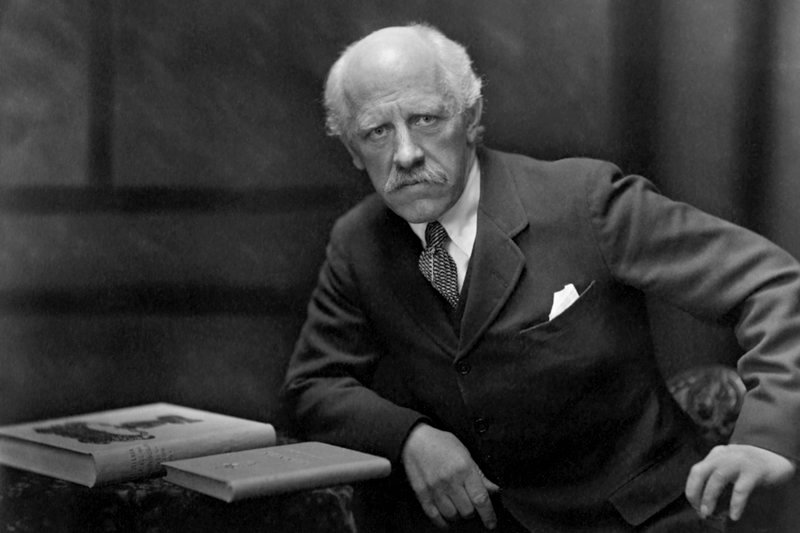 Fridtjof Wedel-Jarlsberg Nansen (18611930) ist Polarforscher, Wissenschaftler, Staatsmann, norwegischer Diplomat und Friedensnobelpreisträger. Zuletzt engagierte er sich als Hochkommissar in der Flüchtlingsinitiative. – Bild: ARTE France /​ © Idéale Audience