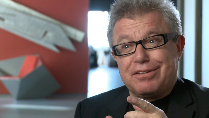 Daniel Libeskind, Architekt des Ground Zero Projekts, erklärt, wie das New York von morgen aussieht. – Bild: ARTE /​ © Maha Productions