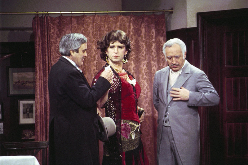 Charleys Tante – Bild: ORF