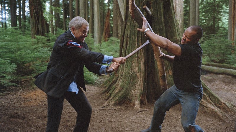 Zweikampf zwischen Jay (Neal McDonough, li.) und Chris Vaughns (Dwayne Johnson)Zweikampf zwischen Jay (Neal McDonough, li.) und Chris Vaughns (Dwayne Johnson) – Bild: RTL II Zweikampf zwischen Jay (Neal McDonough, li.) und Chris Vaughns (Dwayne Johnson)Zweikampf zwischen Jay (Neal McDonough, li.) und Chris Vaughns (Dwayne Johnson) – Bild: RTL II