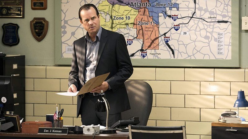 Detective J. Keenan (Bill Paxton)Detective J. Keenan (Bill Paxton) – Bild: RTL Zwei