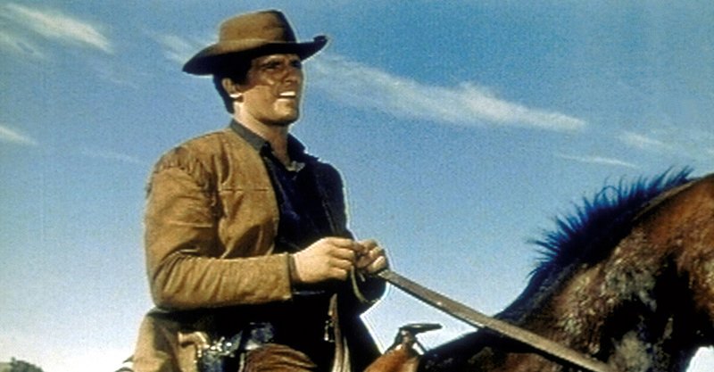 Auf der Flucht: Der Cowboy Brent Landers (Giuliano Gemma) wird steckbrieflich gesucht … – Bild: 1970 Universal Pictures. All Rights Reserved. Lizenzbild frei