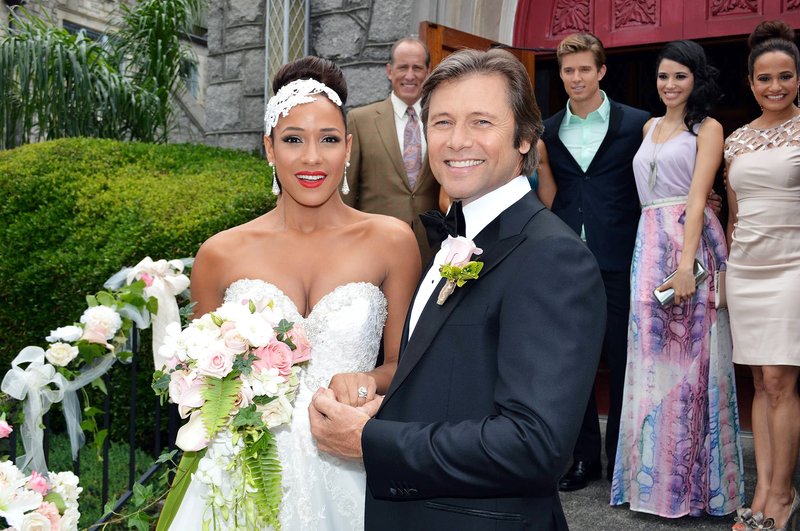 Devious Maids Staffel 2 Folge 13
