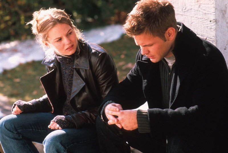 Amy (Jennifer Morrison) und Travis (Matthew Davis,r.) studieren an der Filmhochschule und wollen unbedingt den heiß begehrten Hitchcock Award gewinnen. – Bild: CLT UFA