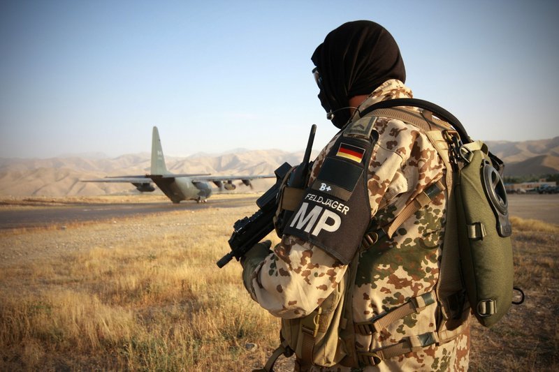 Feldjäger sind die Polizisten der Bundeswehr. – Bild: n-tv