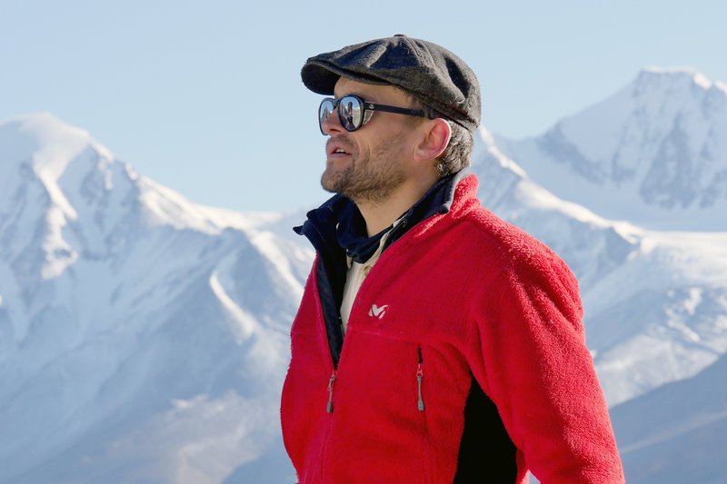 Anlässlich des 100-jährigen Jubiläums der Oktoberrevolution unternimmt der französische Reiseschriftsteller Sylvain Tesson eine Expedition der besonderen Art. – Bild: ARTE France Honorarfreie Verwendung nur im Zusammenhang mit genannter Sendung und bei folgender Nennung „Bild: Sendeanstalt/Copyright“. Andere Verwendungen nur nach vorheriger Absprache: ARTE-Bildreda Anlässlich des 100-jährigen Jubiläums der Oktoberrevolution unternimmt der französische Reiseschriftsteller Sylvain Tesson eine Expedition der besonderen Art. – Bild: ARTE France Honorarfreie Verwendung nur im Zusammenhang mit genannter Sendung und bei folgender Nennung „Bild: Sendeanstalt/Copyright“. Andere Verwendungen nur nach vorheriger Absprache: ARTE-Bildreda