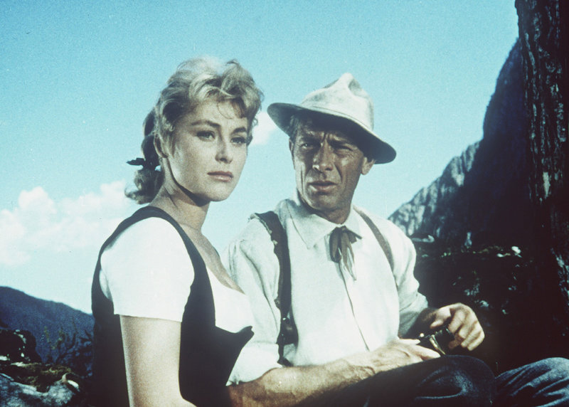 Wetterleuchten um Maria – Bild: KIRCH MEDIA GMBH & CO. KG AA