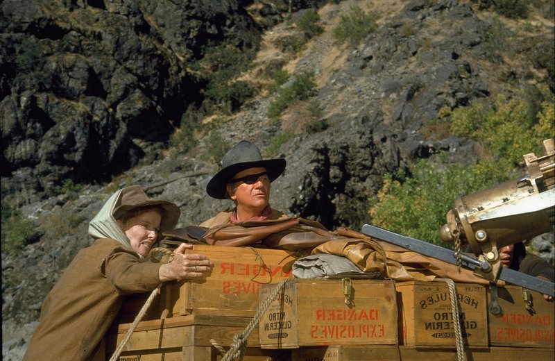 Mit Dynamit und frommen Sprüchen – Bild: 1975 Universal Pictures. All Rights Reserved. Lizenzbild frei